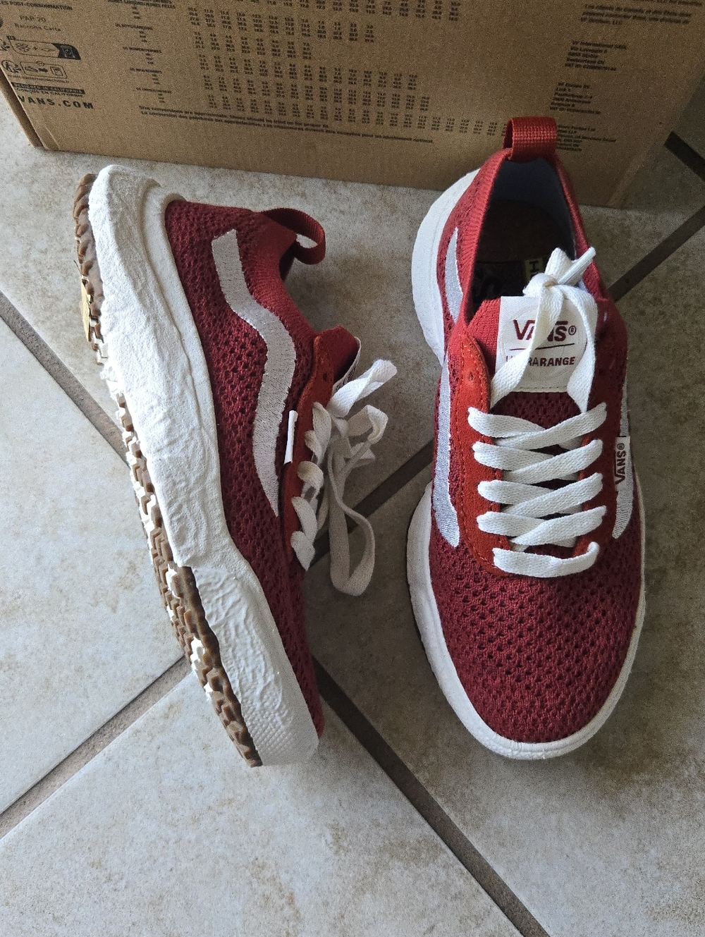 Vans Ultrarange Vr3 Knitted Women Size 5 Red And White Lightweight 042026